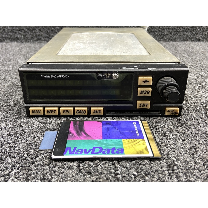 81438-00-0232 Trimble 2000 Approach GPS Radio w Tray & Nav Data Card