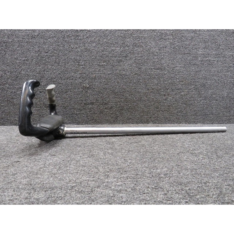 5602113-501 Grumman AA-5B Control Yoke Assembly (Length: 19) (Dia: 5/8)