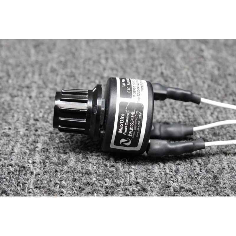 9100-001-B Seaton MaxDim Panel Dimmer Switch (Volts: 12-35)