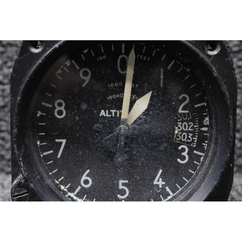 Kollsman Altimeter Indicator (Worn)