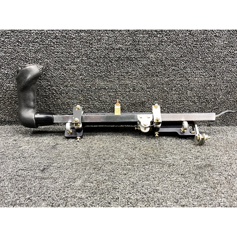 17672-001, 13975-003 Cirrus SR22 Yoke Grip LH w Tube, Bearing Mount & Switches