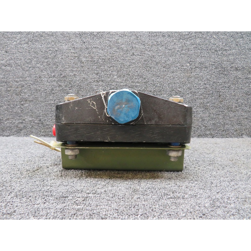 Oberg 600 Oil Filter with Bracket