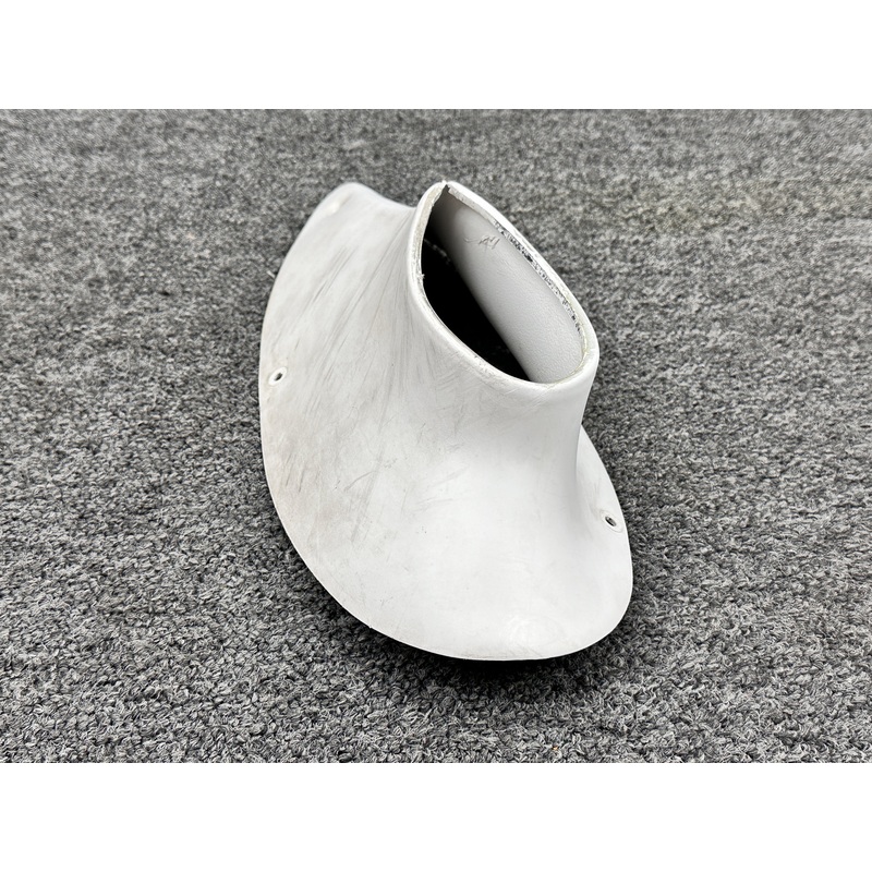 1471005-60-D70 Thermoformed Plastic Products Upper Gear Cover Fairing RH