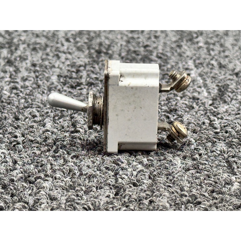 7270-5-35 Klixon Toggle Switch Assembly (Amps: 35)