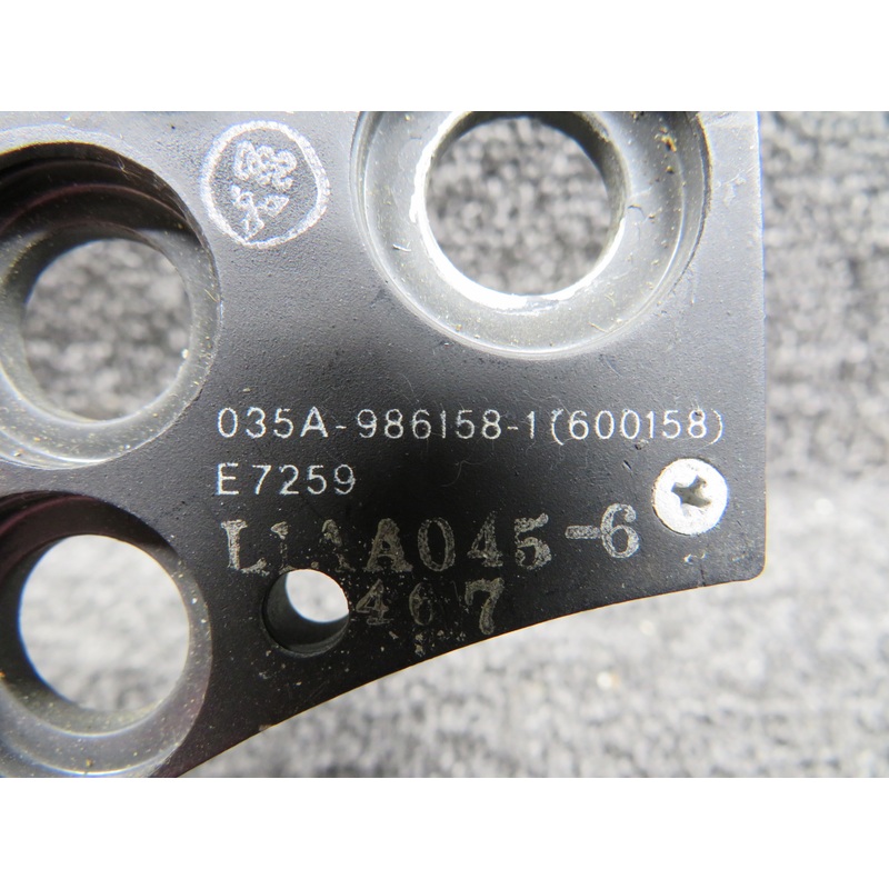 035A-986158-1 Mitsubishi Landing Gear Switch Panel Cover