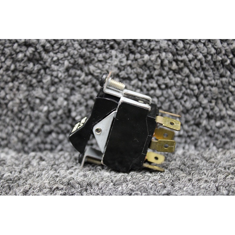 880052-527 Mooney M20M Eaton Battery 1-2 Select Rocker Switch