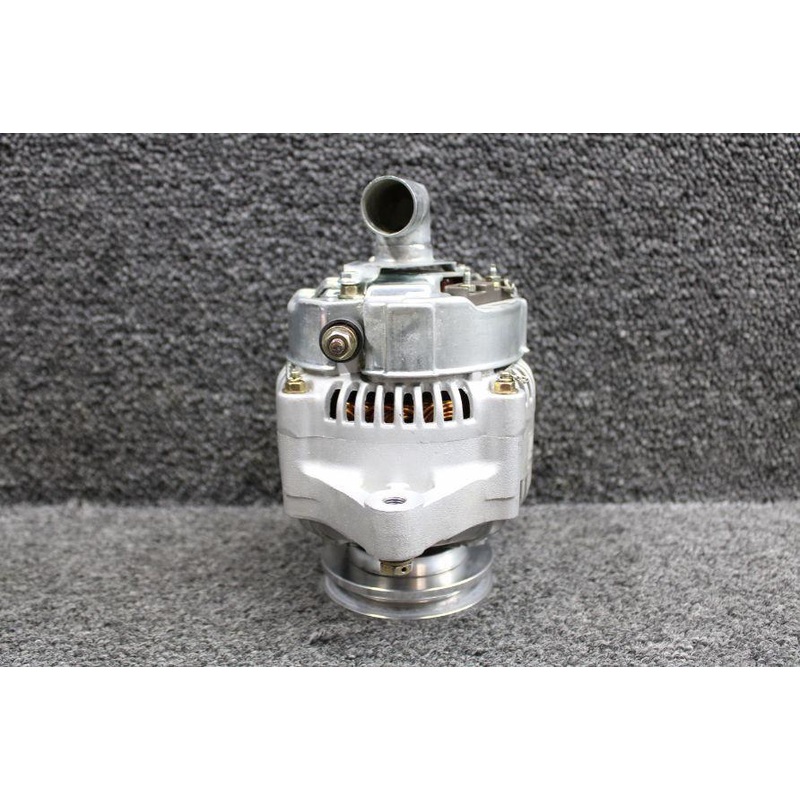AL12-P70 Plane Power Alternator Assembly with Bracket and Arm (Volts: 12)