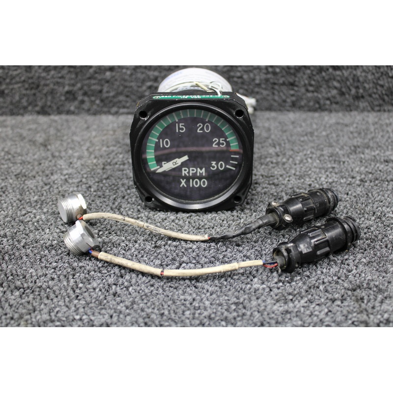 56001-003 Spirent Dual Tachometer Indicator with Probes (Lighted, 14V)