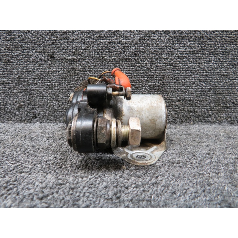 6041H189 Eaton Relay Solenoid Assembly (Volts: 28, Amps: 200) (Worn)