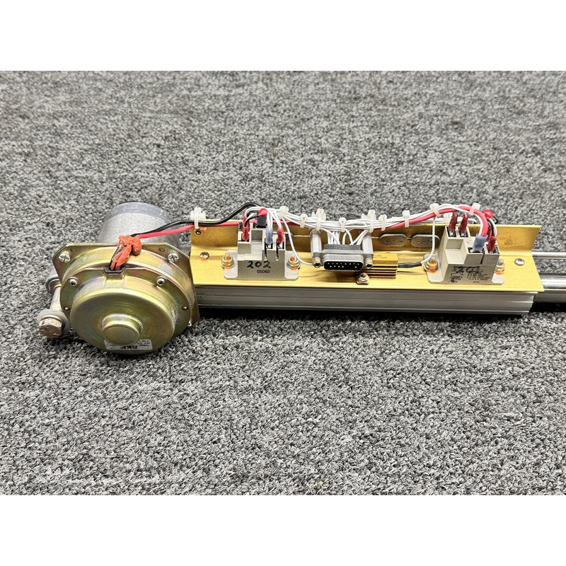 LA57261001-1 (Fso: 2862104-2) SKF Flap Actuator Assembly with Limit Switch