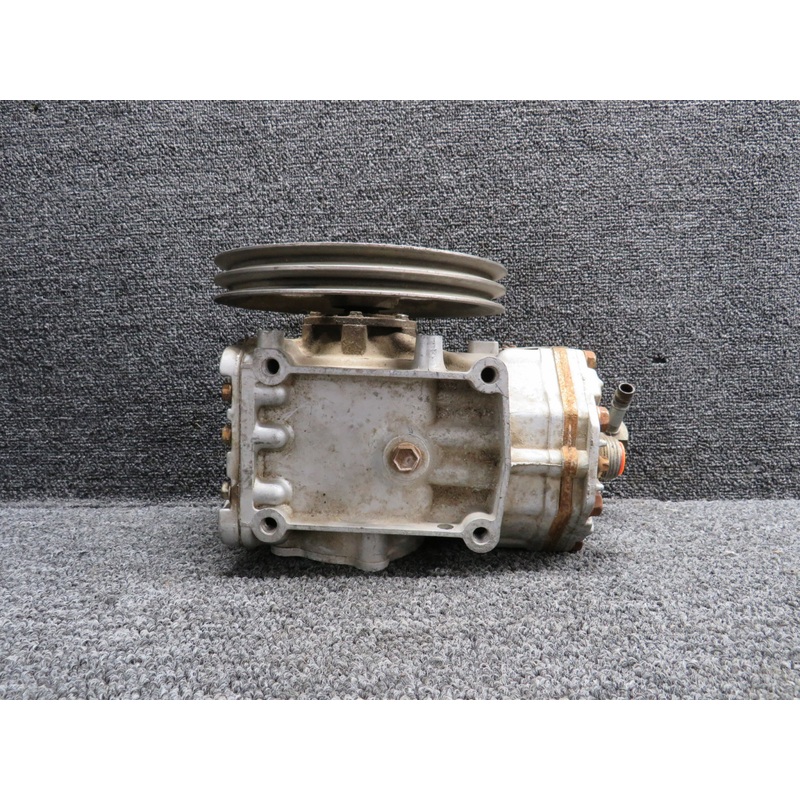 R206R-20662 York AC Compressor w Pully (Inop) (Core)