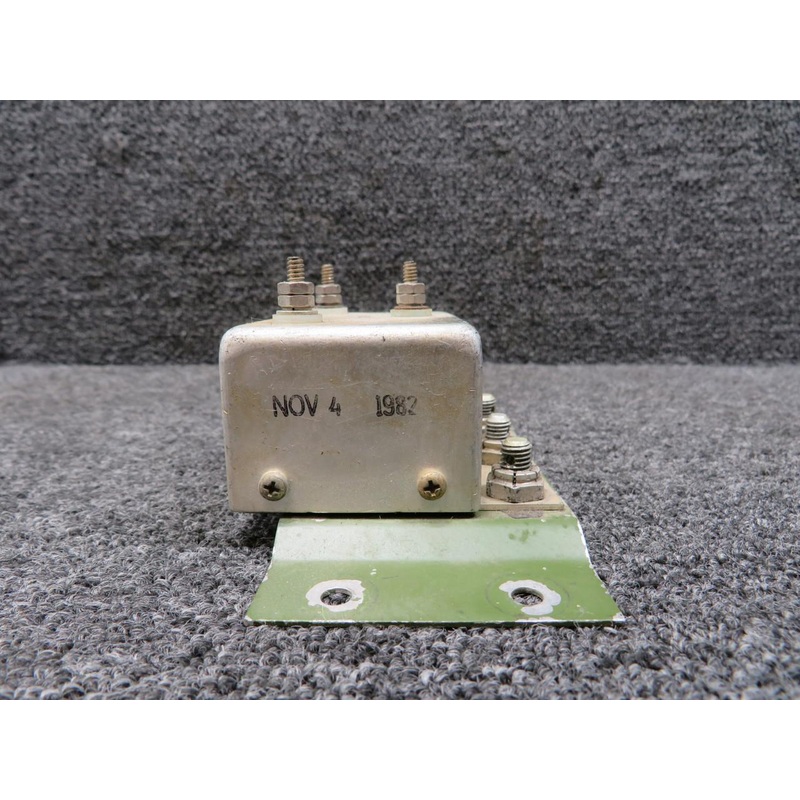 B-00333-1 (Alt: 9910068-2) Lamar Overvoltage Relay with Mount (Dented) (28V)