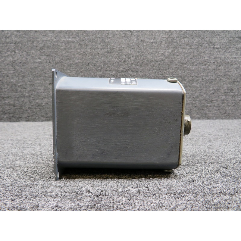 4863-19 Brion Leroux Tri Indicator (Chipped Mount Hole)