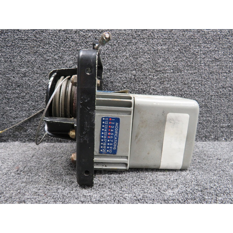 501-1067-01 (Alt: 6600163-1) JET SA-142A Servo Actuator with Mods (28V)