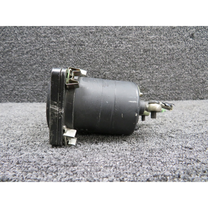 60-46245 Weston 1122 Exhaust Temperature Indicator (Loose and Chipped Face)