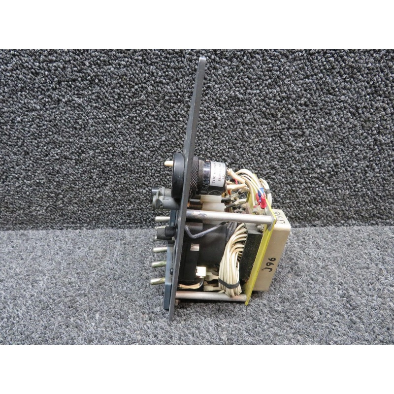 2414146-35 Lear L-25B Pilot Heat Switch Panel LH with Indicator