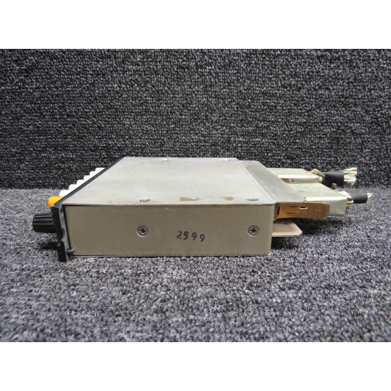 400-0032-003 Wulfsberg Electronics C-118 Flitefone III Cockpit Control Unit