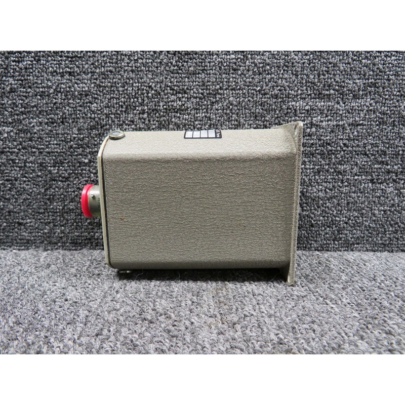 4863-15 Brion Leroux Tri Indicator (Faded)