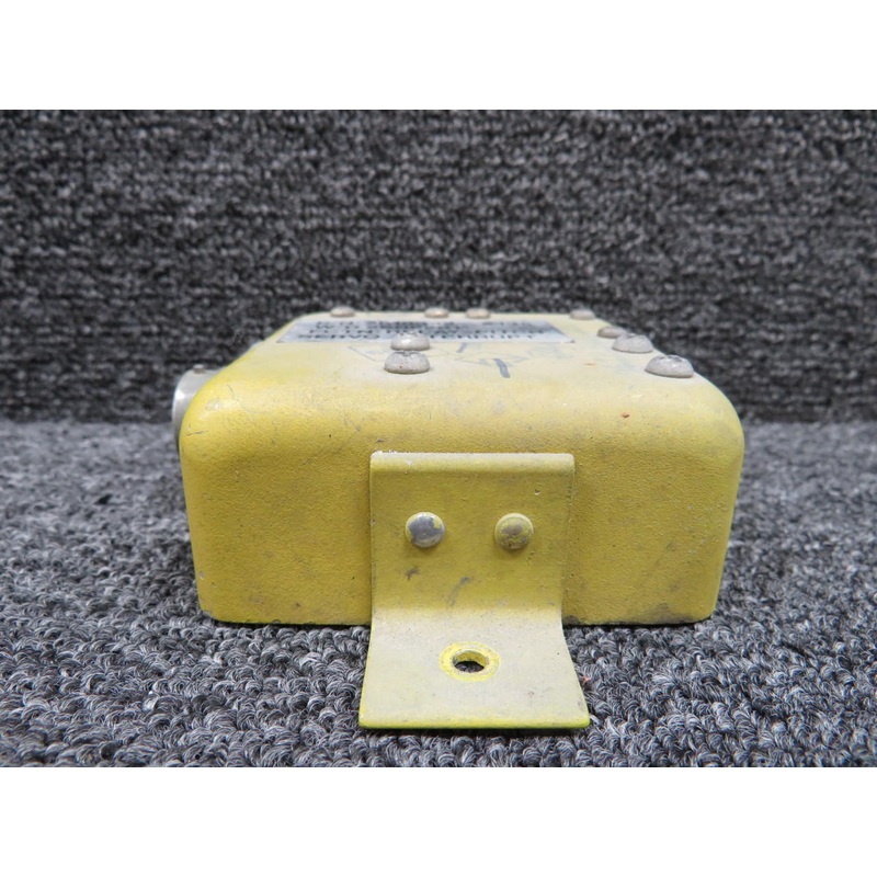 2618342-15 (Alt: 2618342-E135) Gates Learjet Relay Pitch Servo Interrupt