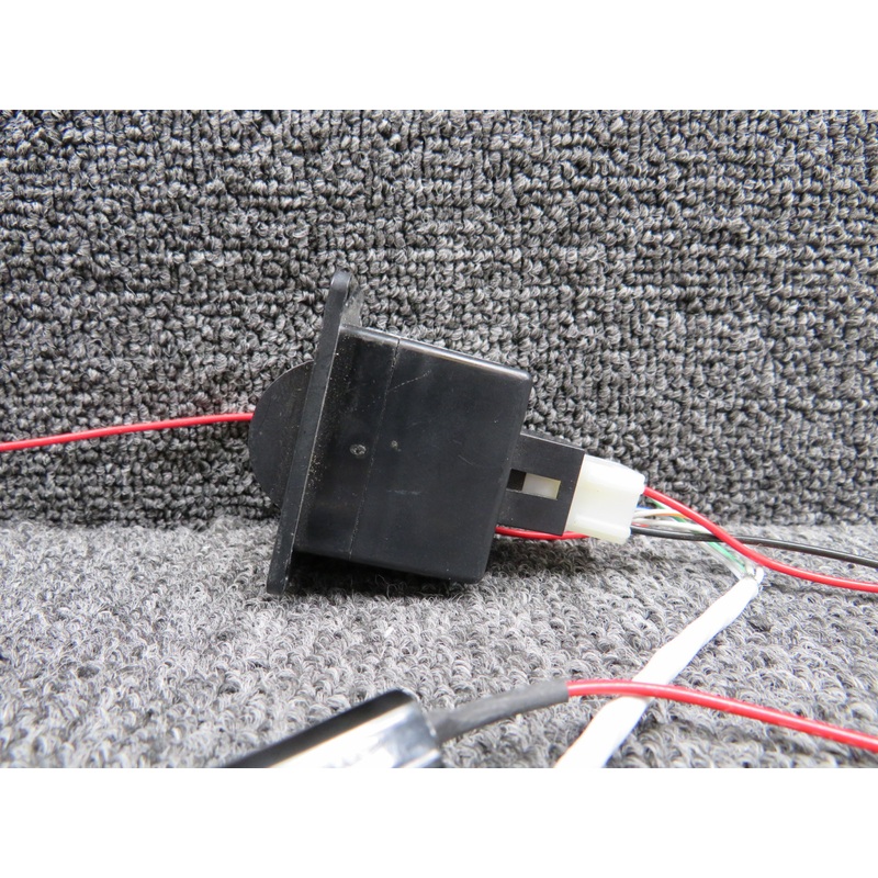 345-6196-04 Wolfsburg 406 Emergency Locator Transmitter Remote Switch