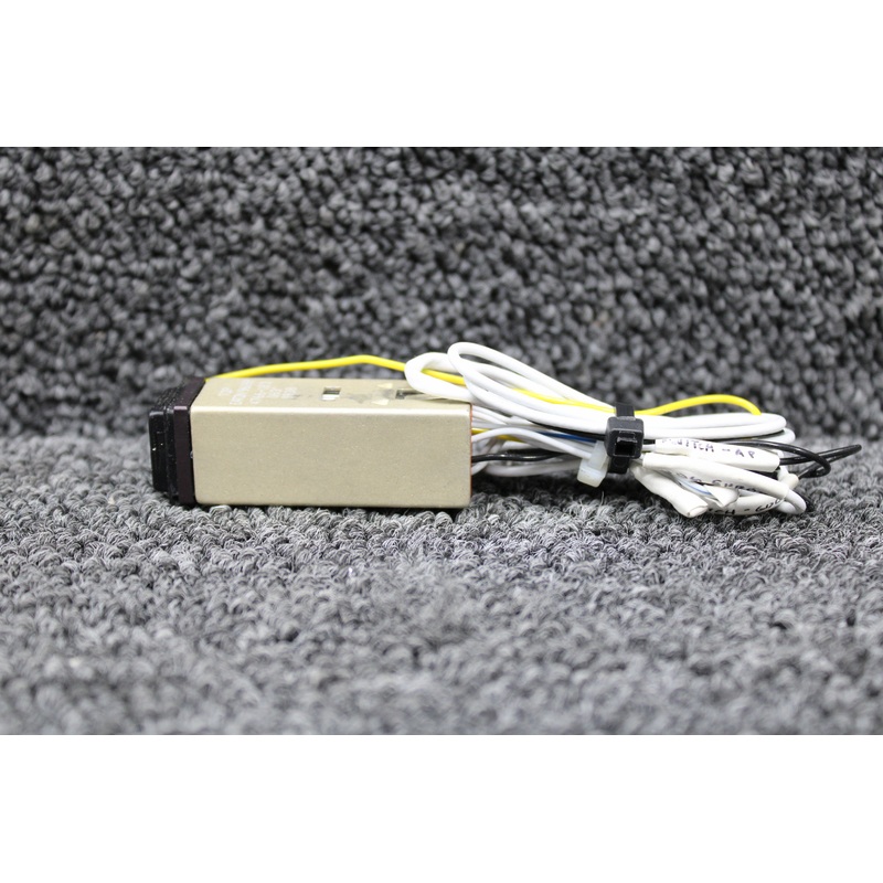 96182 (Alt: 4766-123) Eaton Heading GPS Annunciator Push Switch
