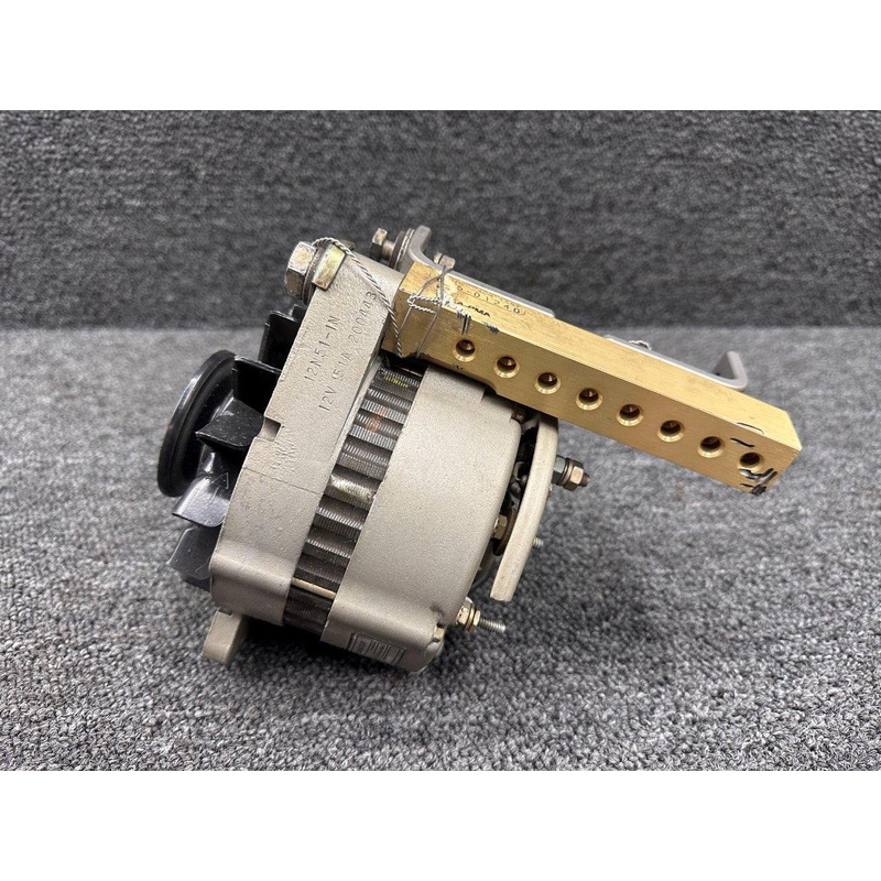 015-01237 InterAv Alternator Assembly with Mounting Bracket (12V, 50A)
