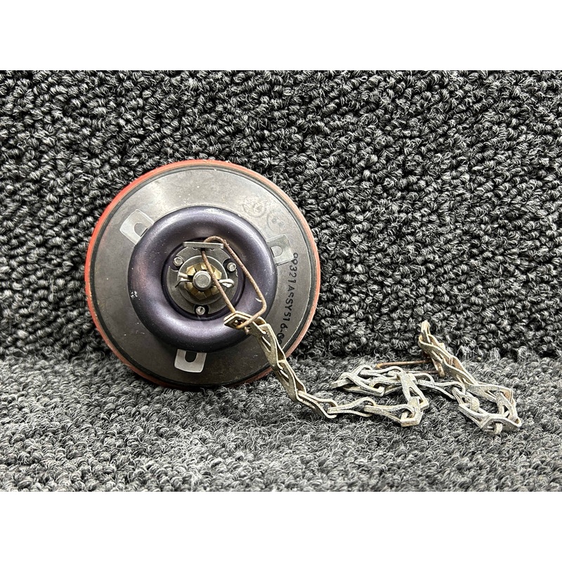 0823410-2 (Alt: 516-001) Shaw Aero Fuel Cap Assembly LH or RH with Chain