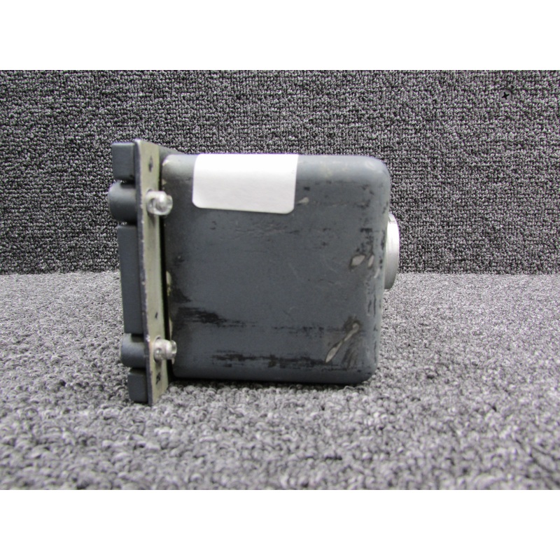 1775132-22 Sperry Compass Controller System (Worn Paint on Knobs)