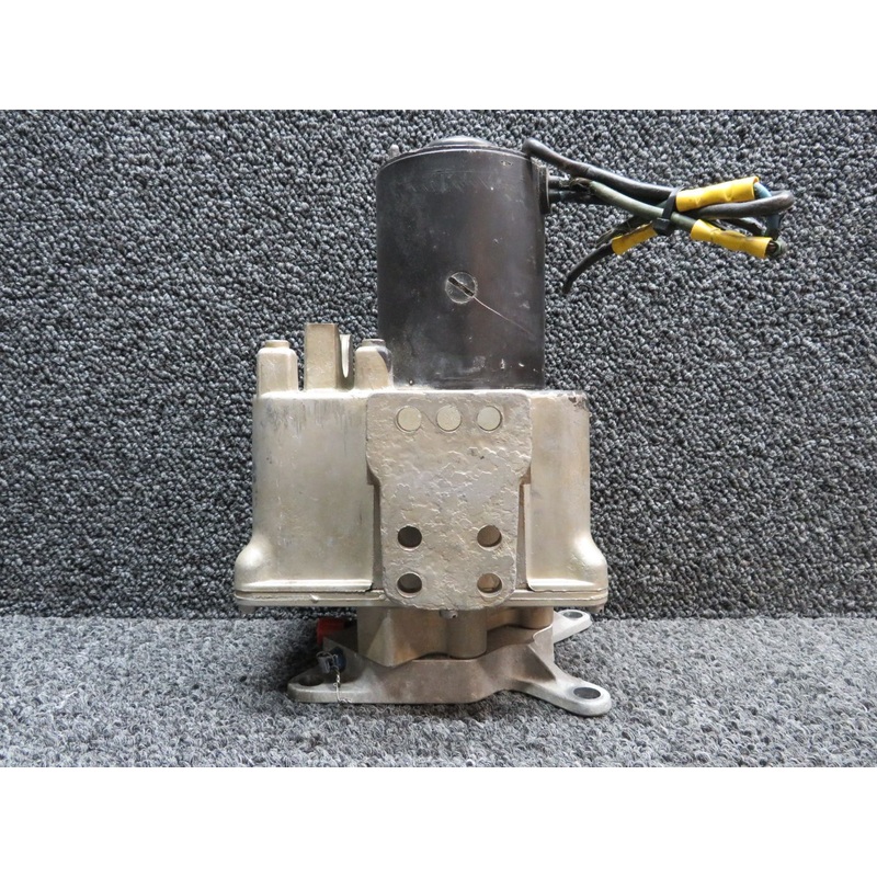 105932E (Alt: 9881100-1) Piper PA28R-180 Prestolite Hydraulic Power Pack (Core)