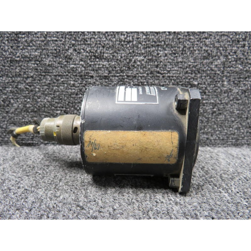 1424047 Saint Chamond Dual Oil Pressure Indicator