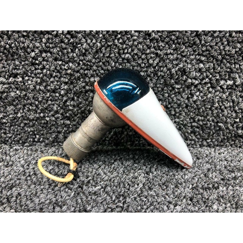 11-03226 (M/N: W1285PG1) Stinson 108-1 Wing Navigation Light W/ Retainer & Lens