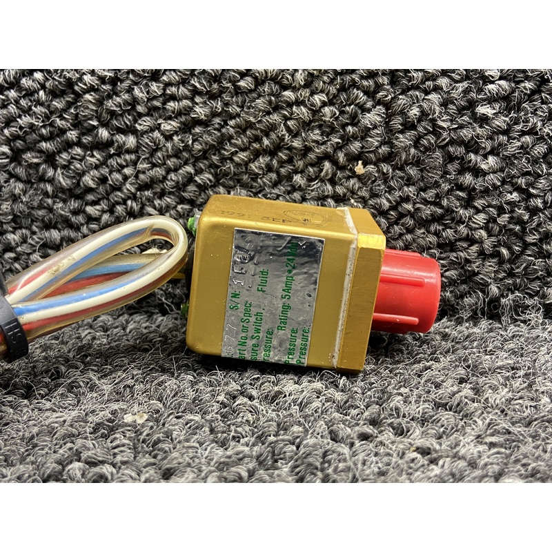 677-1 VEP Fuel Pressure Switch (30V, 5A)