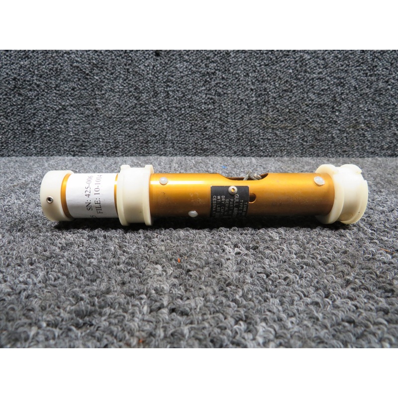020-939-006 (Alt: 9910456-8) Gull Airborne Fuel Tank Quantity Indicator Unit