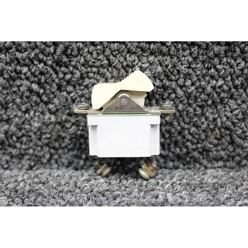 20TC4-AK-35 Klixon Rocker Switch (Amps: 35)