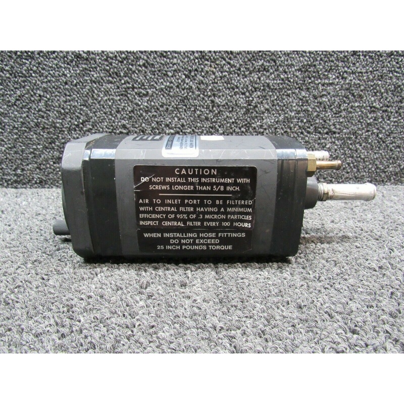 36101C (CPN: C661076-0105) Aeritalia / Cessna Horizon Gyro Indicator