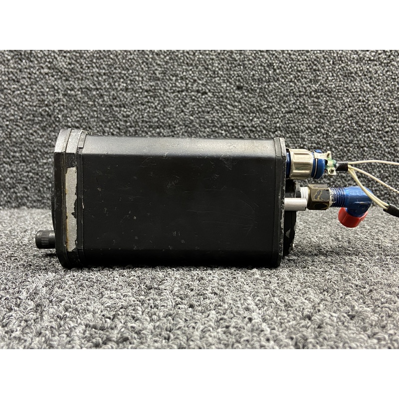700-2CF Aviation Instrument 52D66 Attitude Gyro Indicator