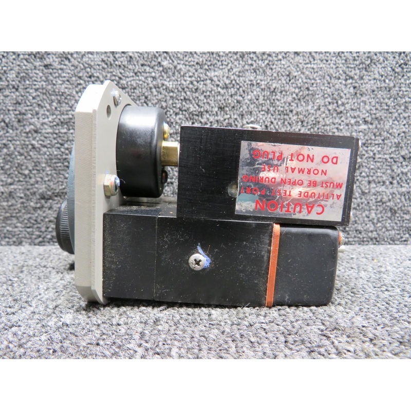 900-002-145-04 Robertshaw Passenger Oxygen Control Panel