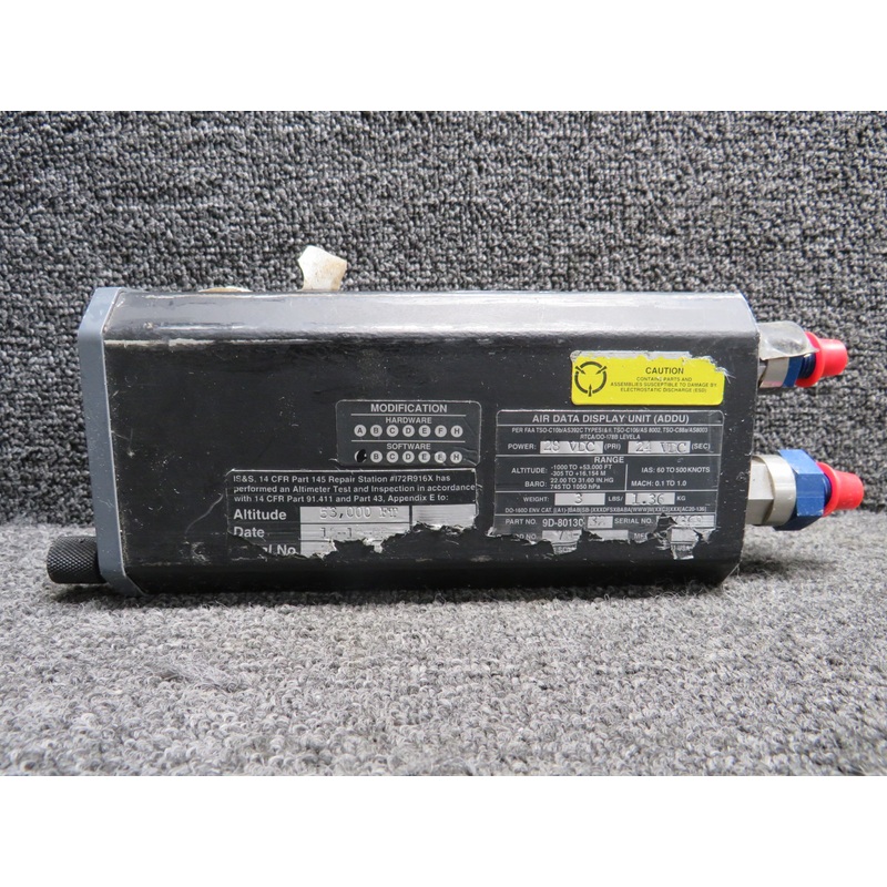 9D-80130-32 Innovative Solutions Air Data Display Unit w Mods (28V)