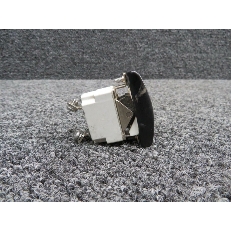 20TC2-AA-35 Cessna T210N Klixon Rocker Switch (Amps: 35)
