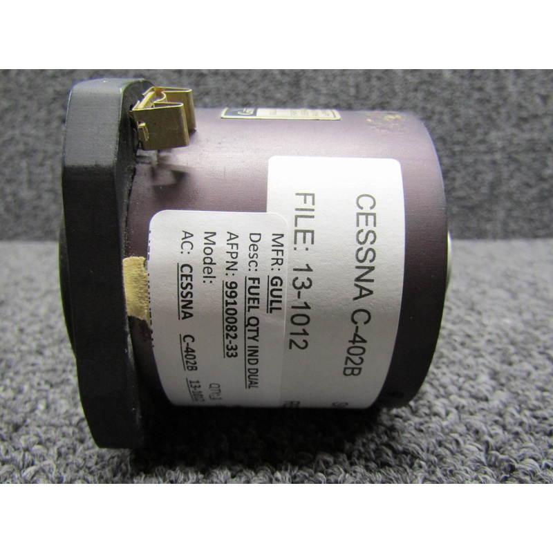 302-909-001 (Alt: 9910082-33) Gull Airborne Fuel Quantity Indicator