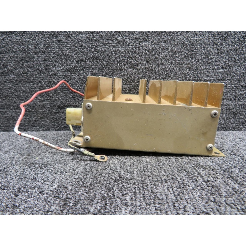 C622008-0102 Cessna Aeroflash Power Supply (Volts: 28) (Bent Fin)