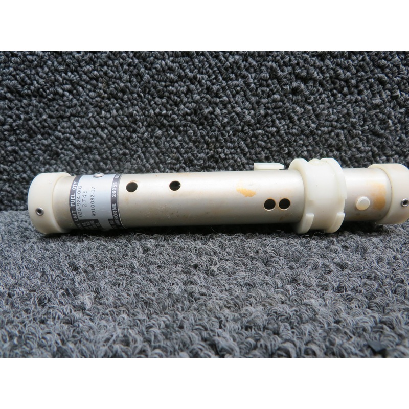 020-924-002 (Alt: 9910082-17) Gull Airborne Tank Unit Fuel Quantity