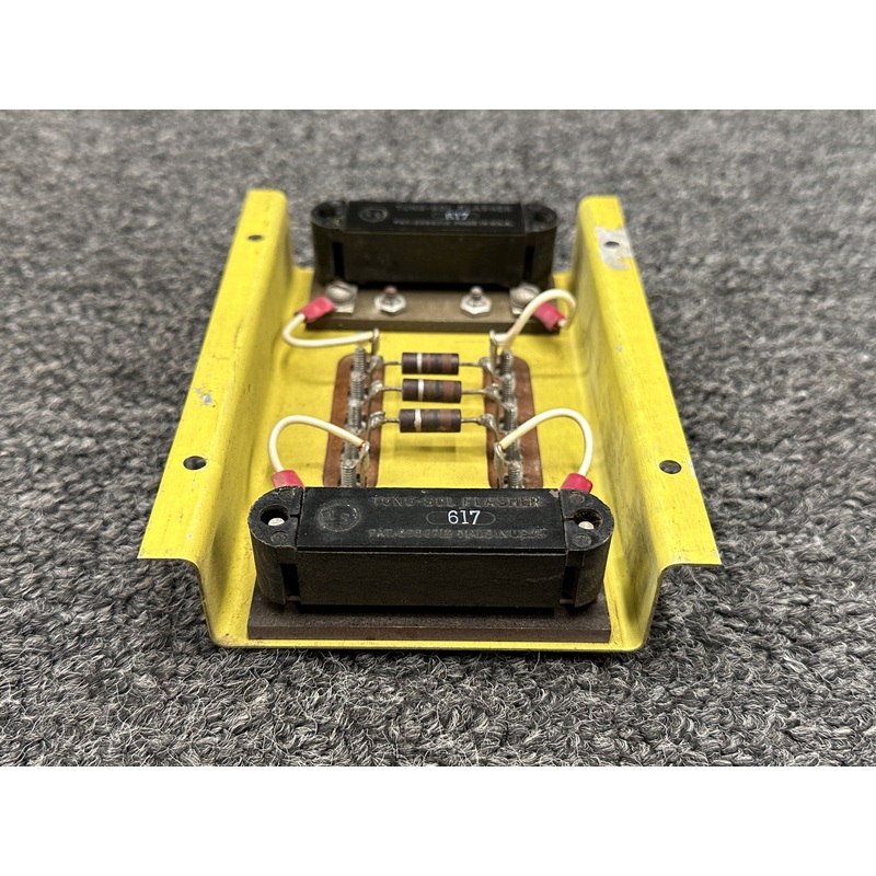 23605-000 Piper PA30 Tung-Sol Stall and Gear Warning Flasher Box