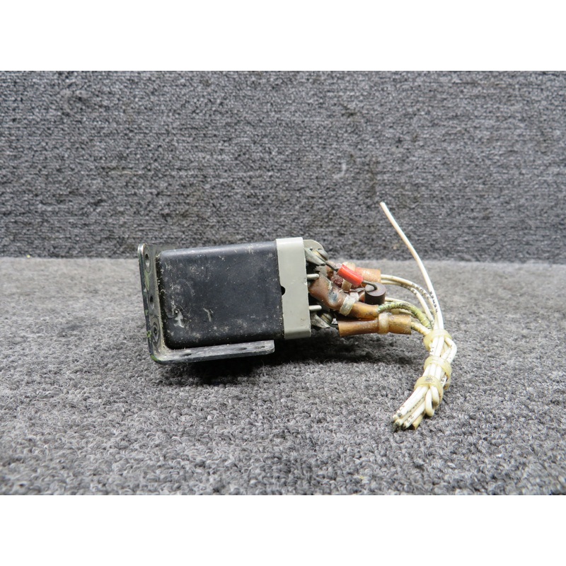 3346-99011 Giannini Relay (Dented Housing) (Volts: 18)