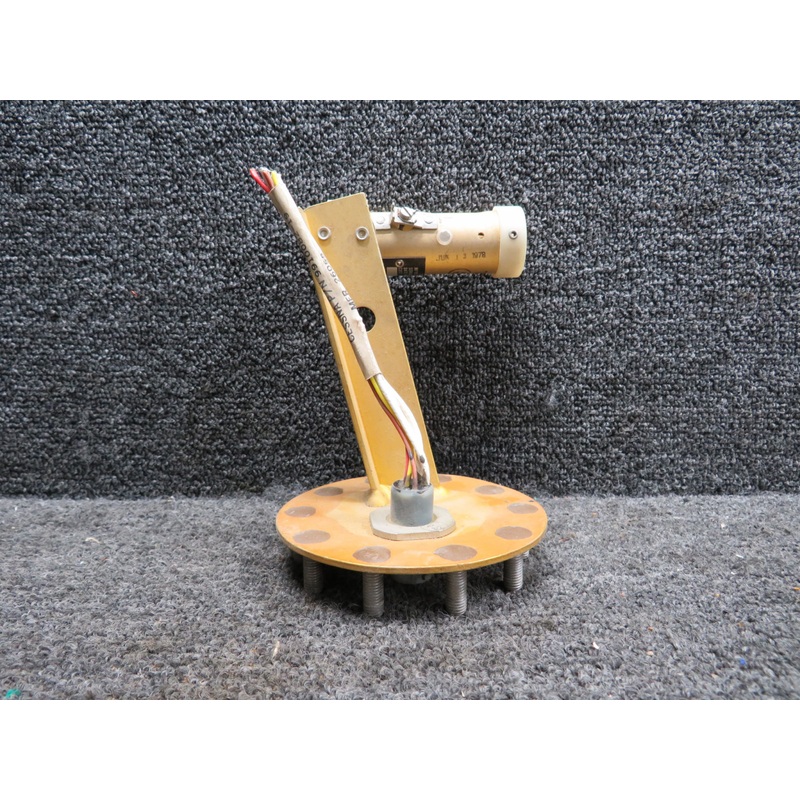 020-924-003 (Alt: 9910082-8), 366-918-001 Gull Airborne Fuel Quantity Tank Unit