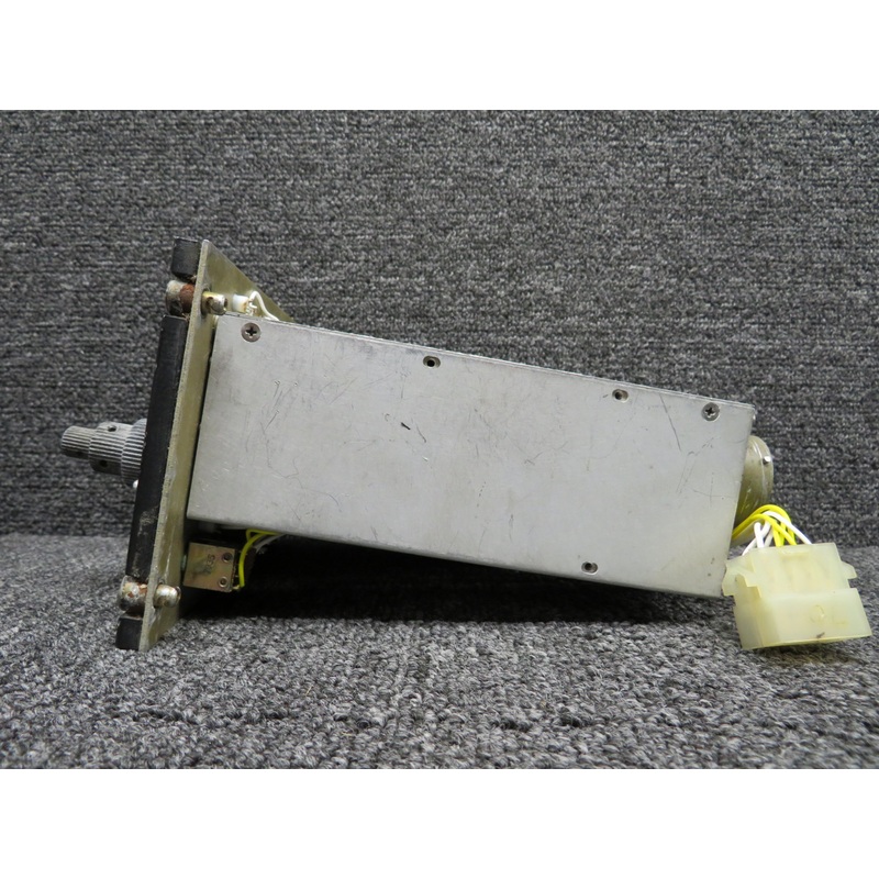 700-664-05-050, 800-777-85-005 Gables Transponder and ADF Control Unit Assy