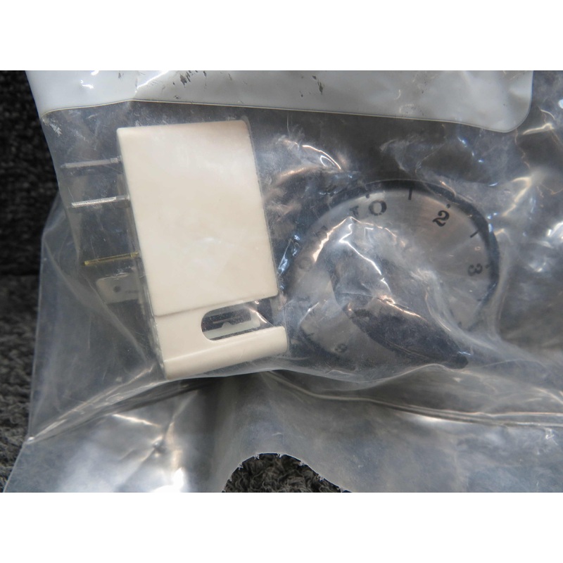 9998-725 Invensys Infinite Switch Kit (New Old Stock)