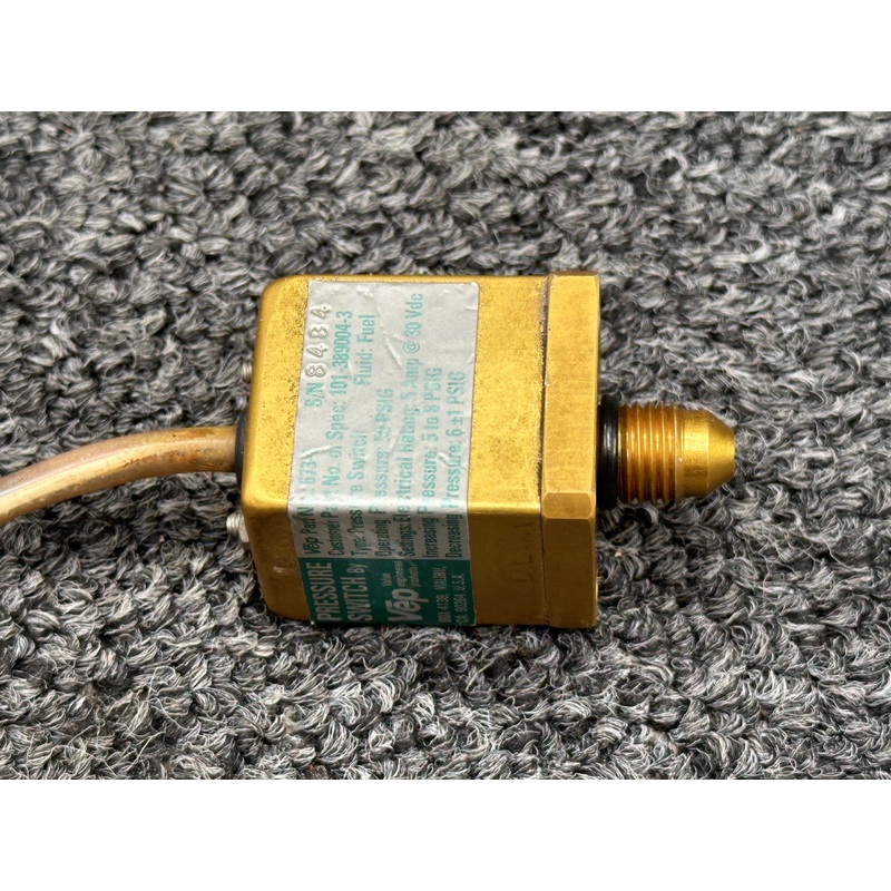 673-1 (Alt: 101-389004-3) Vep Pressure Switch Assembly (30V, 5A)