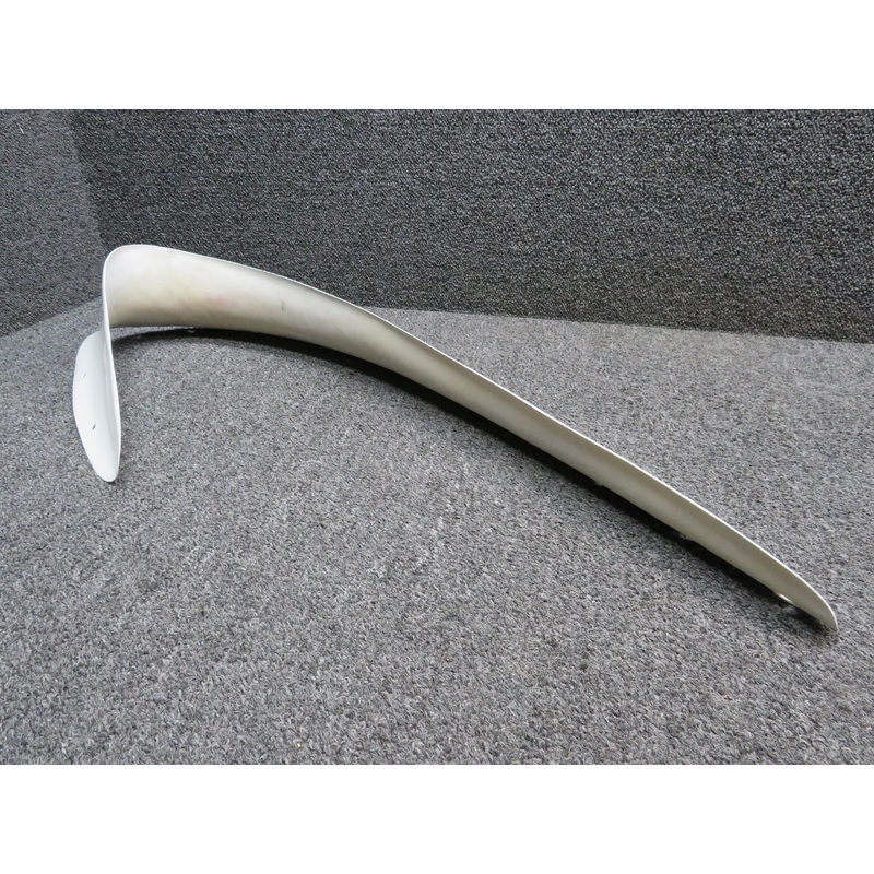 GF96110010-23 Knots 2U Fiberglass Nacelle Fairing RH Inboard (Holes Worn)