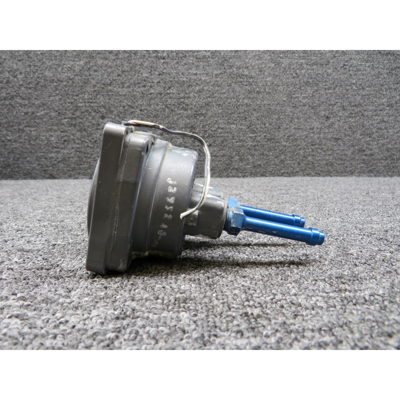 C6685-0101 Belaire Vacuum Indicator, Lighted (Worn Data Plate)